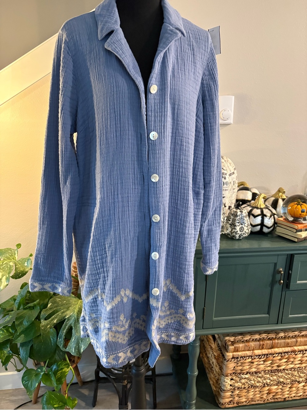 Women's Light Blue Button-Front Textured Longline Shirt